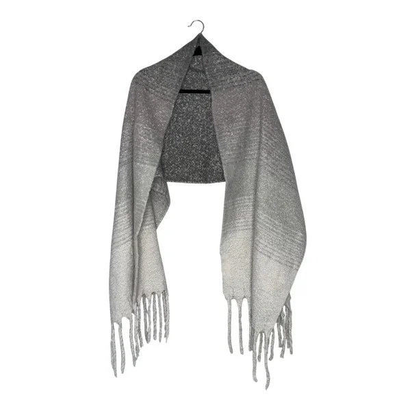 Mer-Sea & Co Scarf Women OS Gray Ombre Excellent Fringe Oversized Wrap Knit
