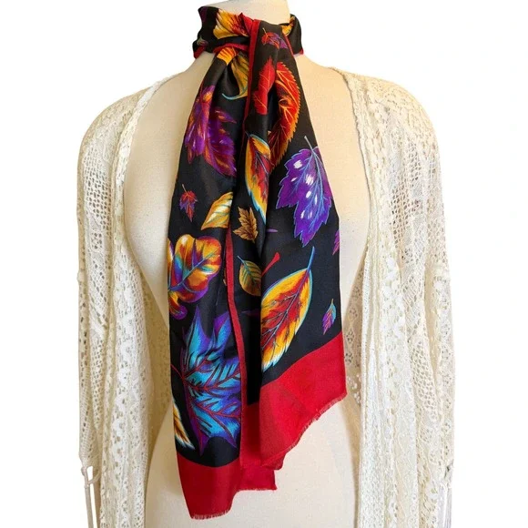 Vintage‎ Fall Leaves Scarf Black Red Border Multicolor Autumn Foliage Oblong