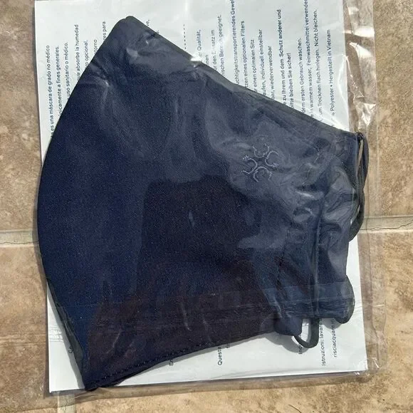 Tory Burch Navy Blue Face Mask – NWT – Stylish & Reusable