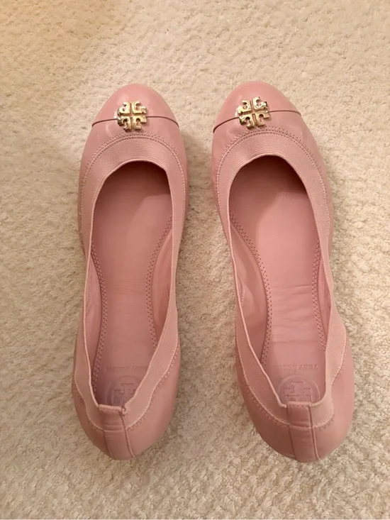 Tory Burch Blush Pink Leather Ballet Flats with Gold Logo Accent