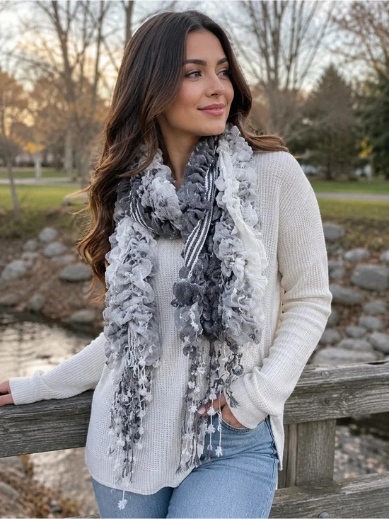 Gray White Textured Scrunch Scarf Wrap Fringe 60x14