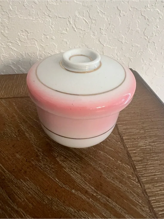 Dainty Pink and White Lidded Sugar Bowl with Gold Trim