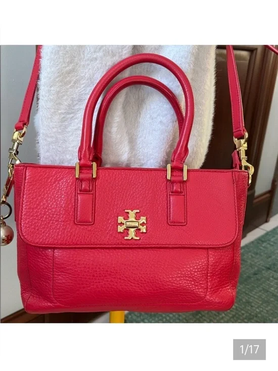 Tory Burch  Satchel  crossbody bag Pebbled Leather  Red  front pocket, gold tone