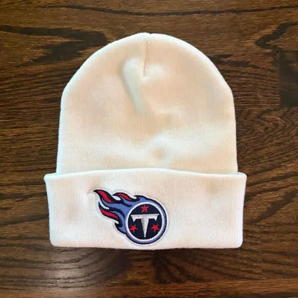 Reebok Men's White and Cream Hat