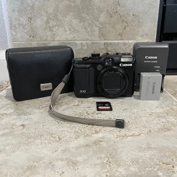 Canon PowerShot G10 Digital Camera Black 14.7 Megapixels 5x Optical Zoom‎