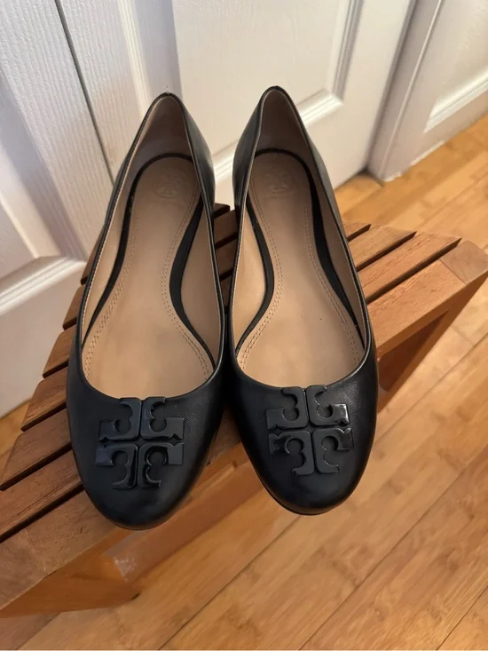 Tory Burch Black Leather Logo Ballet Flats