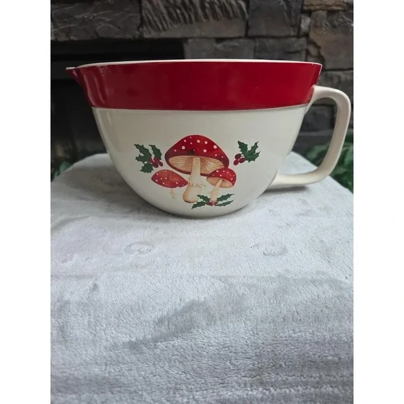 The Bake Shop Christmas Large Mixing Bowl 12