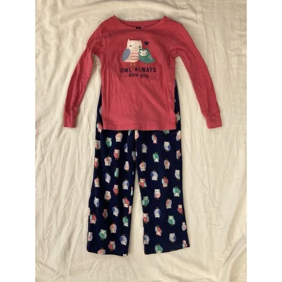 Size 5 Carter’s girl clothes - 2 piece outfit | owl & text theme