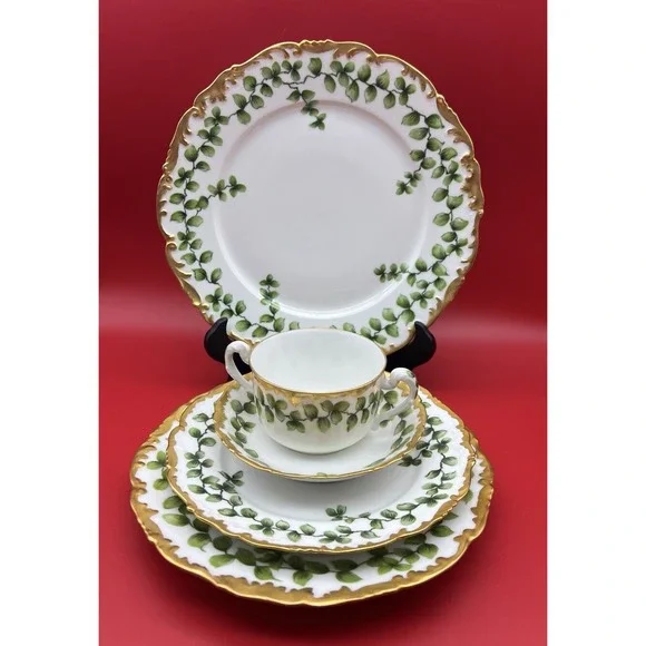 Antique T&V Limoges France Depose Green Vine w Rich Gold Rim 5 Place Setting