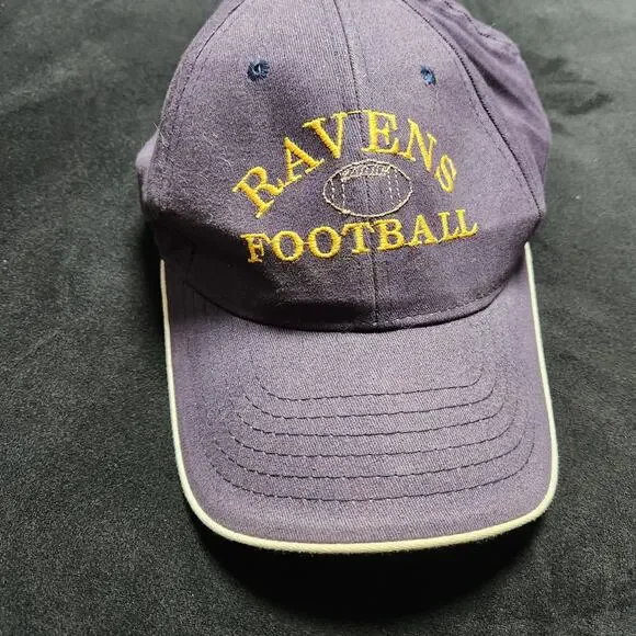 Vintage ravens football hat‎