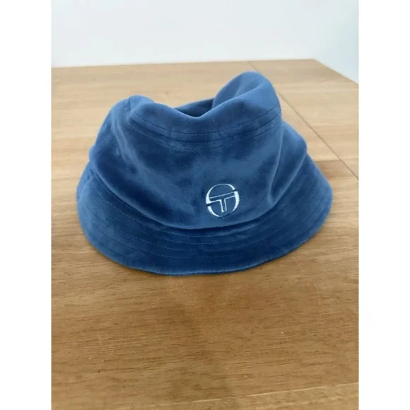 Sergio Tacchini Blue Velour Bucket Hat Logo L/XL Unisex