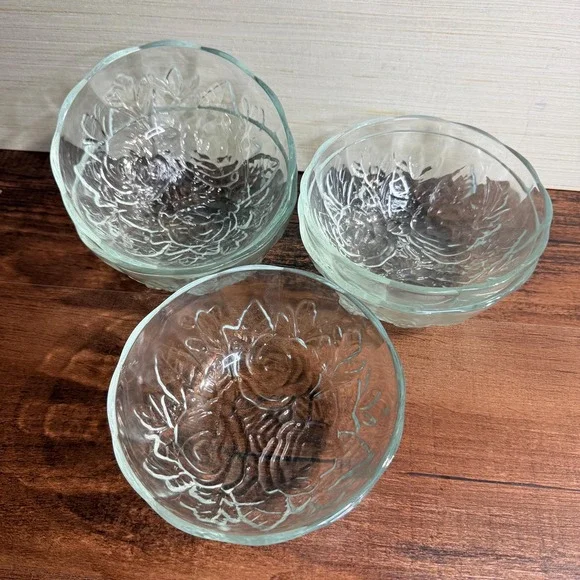 5 VTG Pasari Livia Rose Embossed Clear Glass Dessert Bowls Floral Pressed Glass
