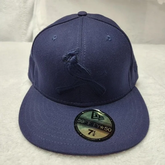 St. Louis Cardinals Hat Cap Fitted Mens 7 1/4 Blue MLB Baseball New Era Big Logo
