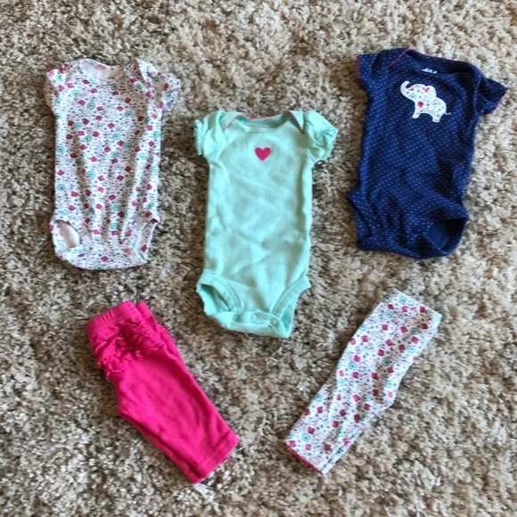 Newborn Onesies and Pants Matching Set