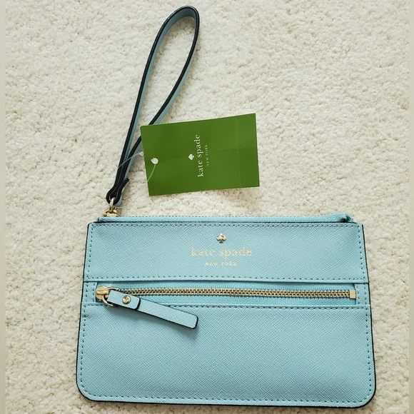 NWT Kate Spade Bee Milkas Pond Wristlet in Blue Hydrangea
