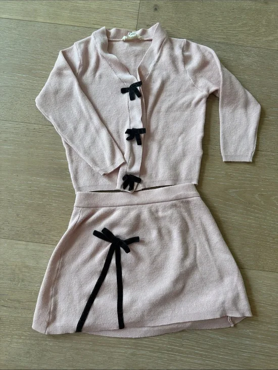 Jessica Simpson Pink Knit Two-Piece Set Velvet Black Bow Accents Girls Size 4