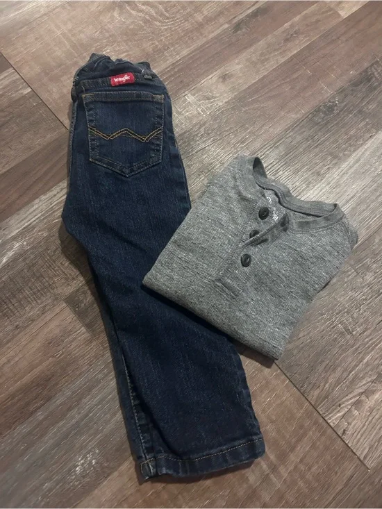 Kids 2 pc wrangler jeans oshkosh thermal. long sleeve top 3T