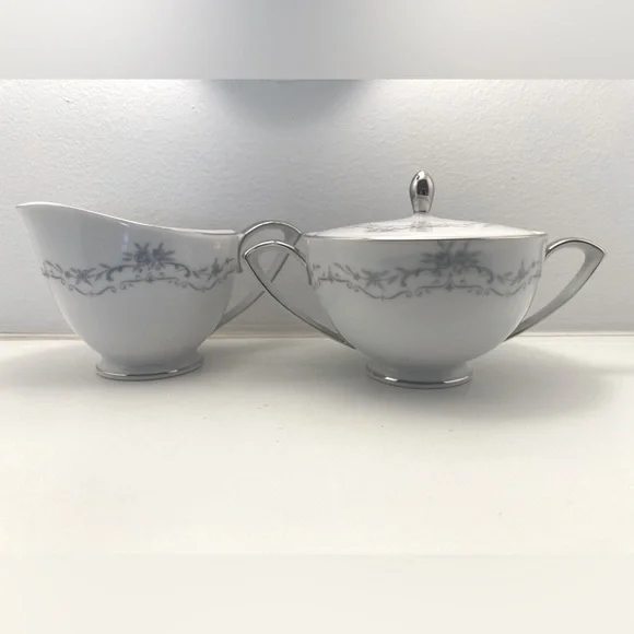 Mikasa Chadsworth White Bone China Sugar & Creamer Set