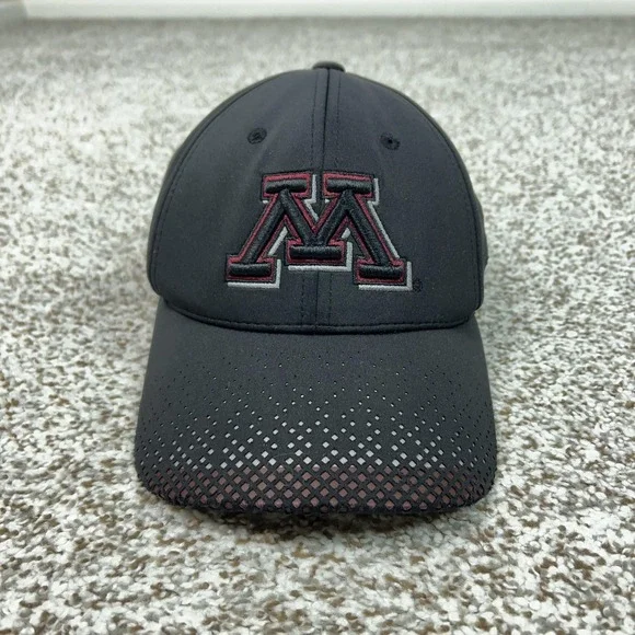 Minnesota Golden Gophers Hat Cap Fitted Flex One Size Black‎ College Sports NCAA