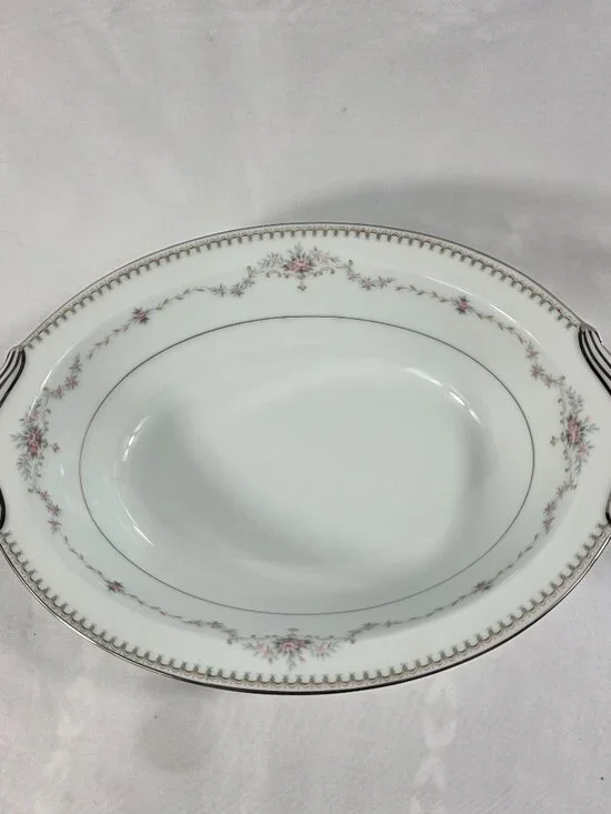Noritake Fairmont Oval Serving Bowl 10 Inch White with Pink Roses & Gren Dots