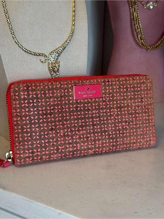 kate spade EUC Brown double face zipper Wallet with Coral Underlay and Trim