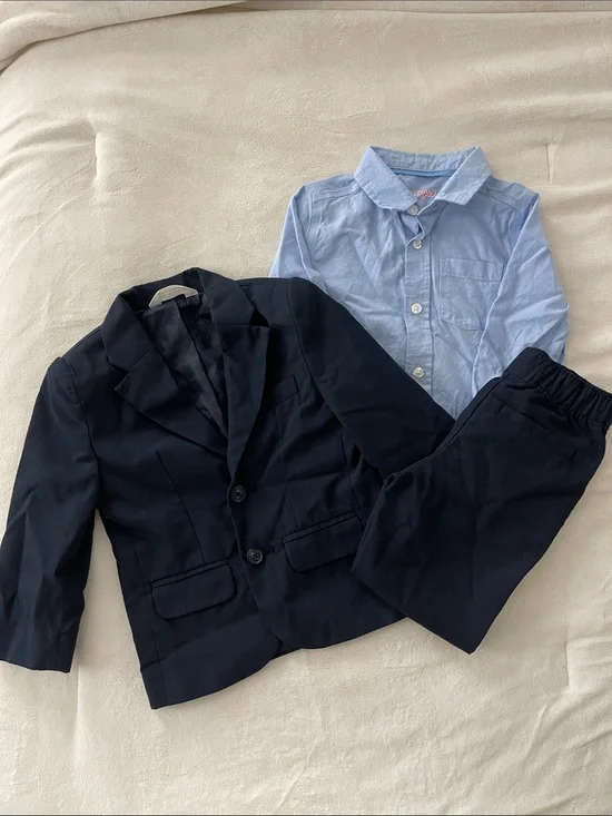 Cat & Jack Light Blue Button-Up Shirt