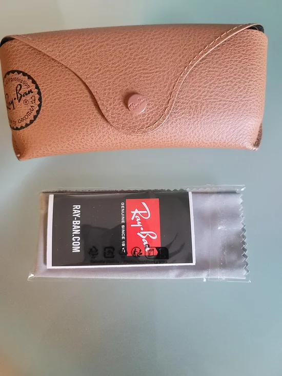 Ray-Ban Brown Sunglasses Case with Branded Cleaning Cloth
