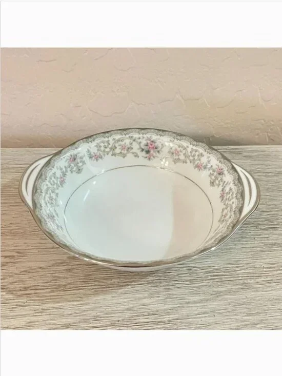 Noritake China Edgewood 5807 Lugged Bowl Cereal Handles Rose Floral 6 Available
