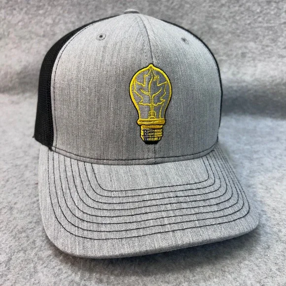 Lightbulb Maple Leaf Mens Grey Richardson Trucker Hat Snapback Mesh OSFM
