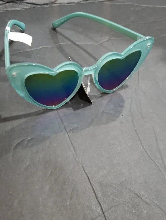 Blue Heart‎ shaped cat eye retro vintage style reflective sunglasses new