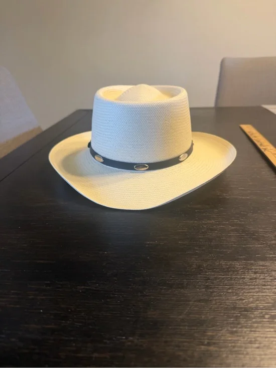 Stetson Royal Flush Straw Hat with a Black Leather Strap with  silver accents