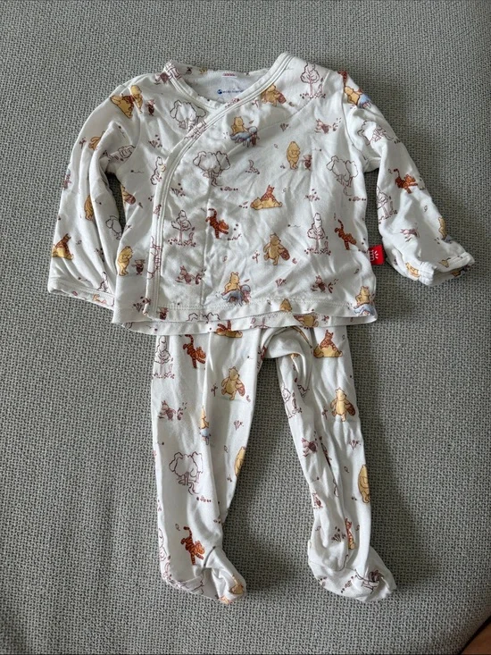 Magnetic Me Cream Winnie the Pooh Print Pajama Set