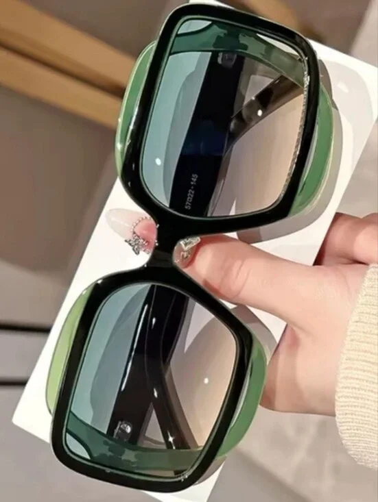 Luxury Style Unisex Chunky Oversized Square Green Gradient Sunglasses