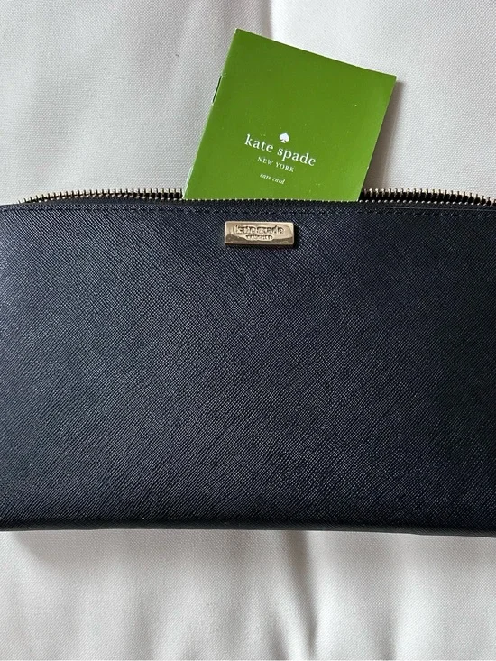 Kate Spade Talla Travel Wallet/clutch in Black Saffiano Leather
