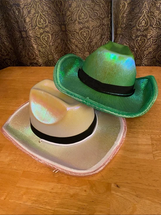 ! Learfield 2 hats for party with three way of light