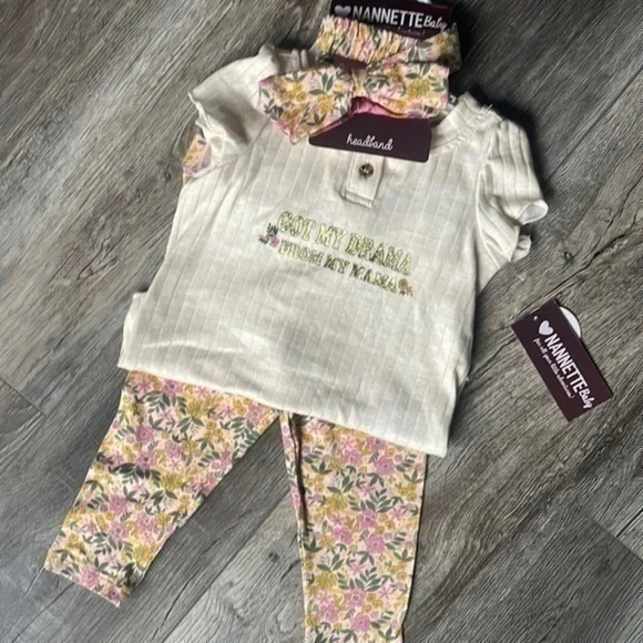 NWT Nannette baby outfit floral with headband