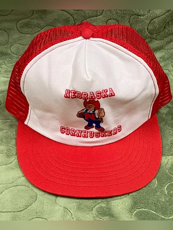 VTG 80s Red Nebraska Cornhuskers SnapBack Mesh Trucker Hat, Foam Deterioration