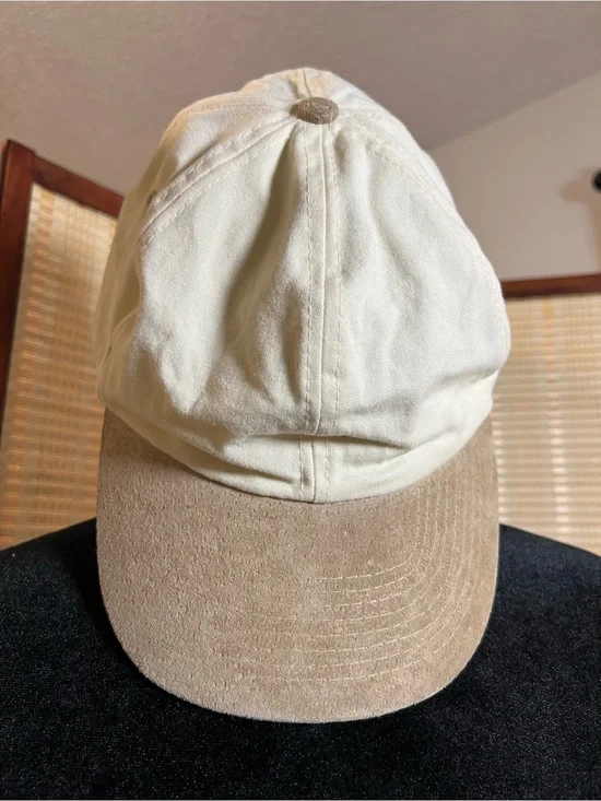 Vintage Cobra Caps Two Tone Suede Brim Dad Hat Off White Beige Green Underbrim