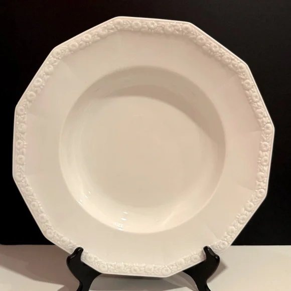 Rosenthal Maria White 12 Sided 12 Inch Pasta Serving Bowl