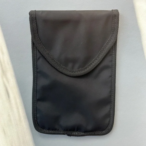 🎞️ Anti X-Ray Camera Film Pouch X-Ray Blocking Airports Security Luggage Black 📸
