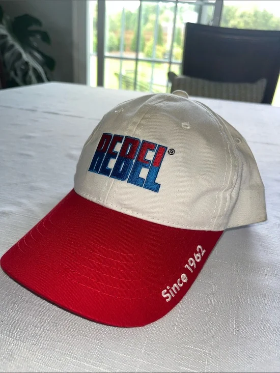 Vintage UNLV Rebel Lures   Trucker Hat Embroidered Fishing Logos