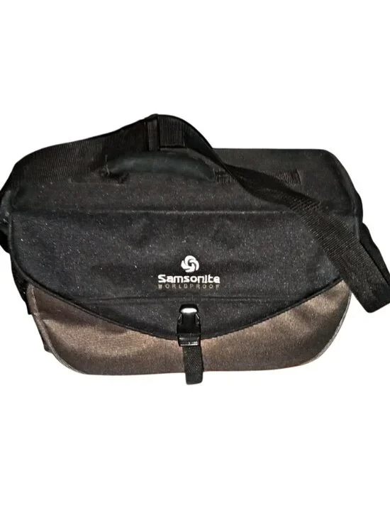 Black/Gray Samsonite Camera Bag 15X9 EUC