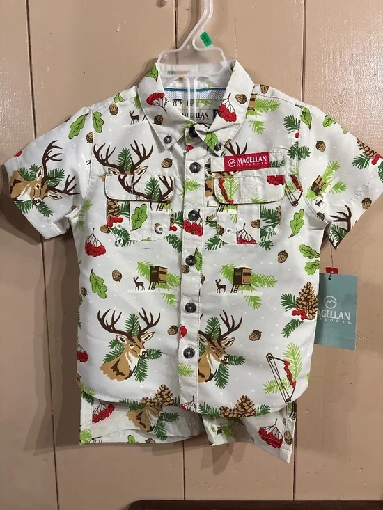 Magellan Outdoors 2-piece set holiday deer hunting, size 2T NWT 🦌