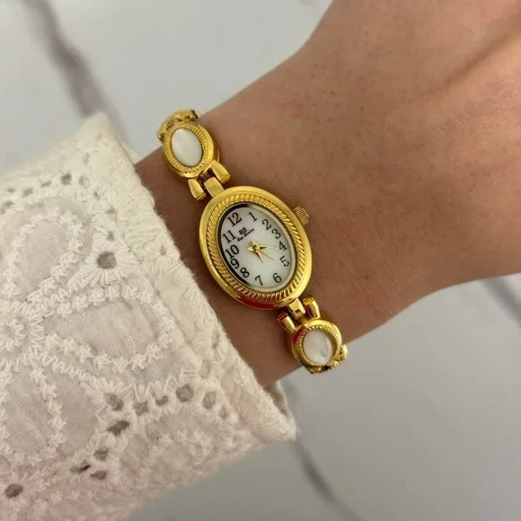 Sku0318 Retro Gold White Gemstone Women Watch Bracelet Stainless steel +gift bag