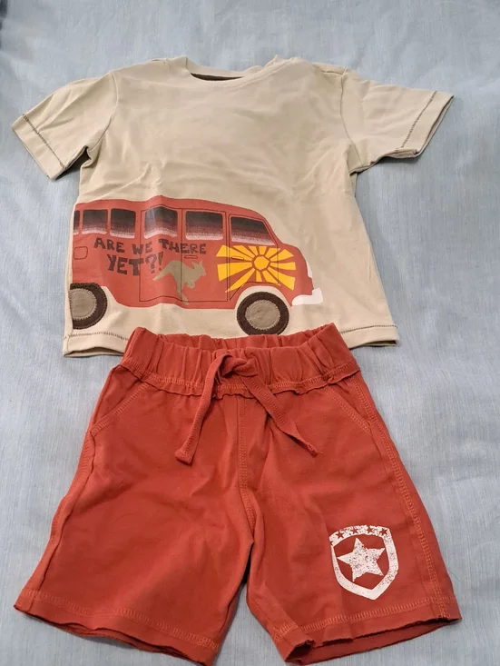 NWT. Crazy 8 Beige Toddler Tee with Dark Brown Neck Trim And Matching Shorts.