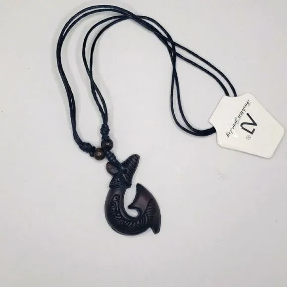 Maui Hawaiian fish hook necklace