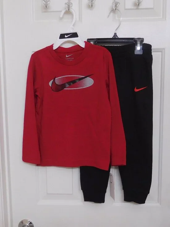 NWT 2pc Nike Red Black Gray Logo Shirt & Black Joggers Set sz 4t