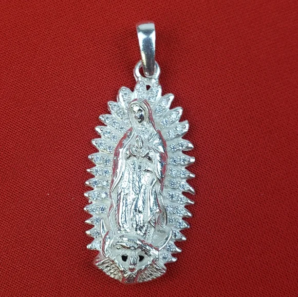925 sterling silver men's virgin‎ Mary pendant with zircon