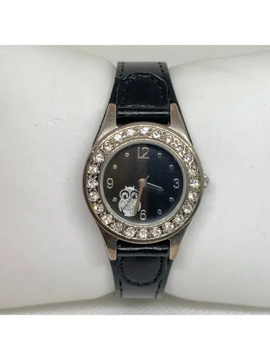 Claire’s women watch silver tone owl black dial 27mm Quartz rhinestones running
