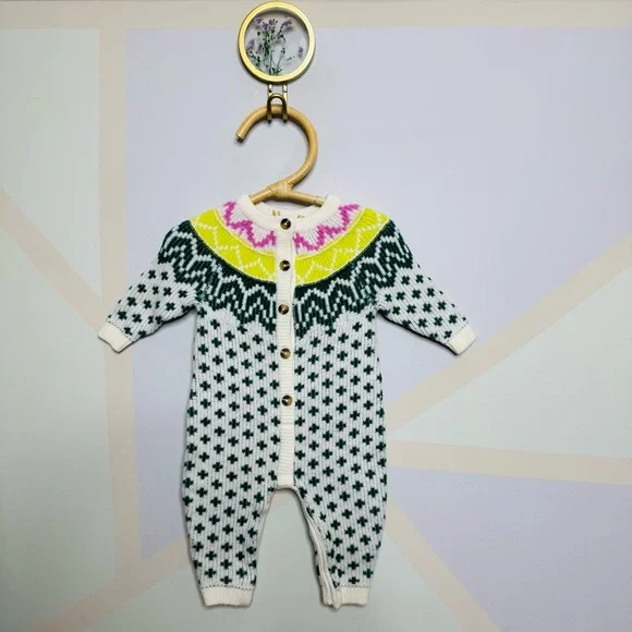 Old Navy White and Green Patterned Kids Footie